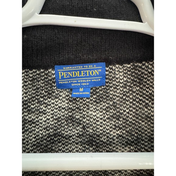 Pendleton Wool Zip Up Jacket Black White Geometric Navajo Style Size Medium - Picture 3 of 9